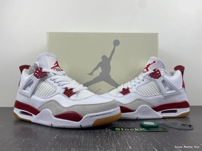 Jordan 4 DR5415-160 Air x Nike SB 0611